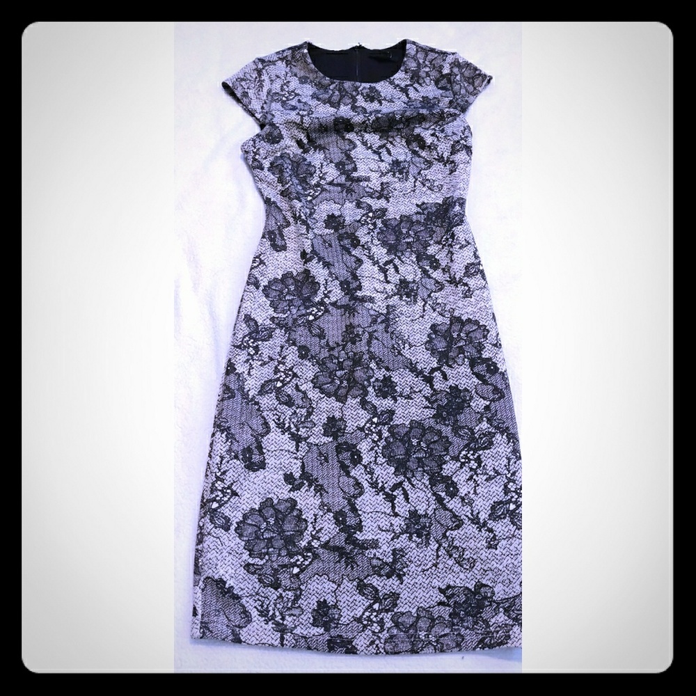 Forever21 floral Body Con Dress
